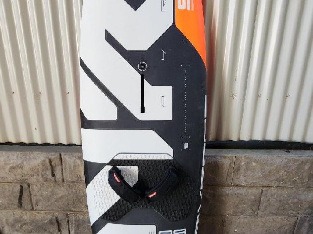 2023 Severne Pyro - 99 litres