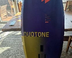 Duotone Sky Style Sls 75 Litres 150 cm foiling wind wing foilboard