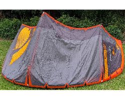 Switch Kites Nano 8 metre kiteboarding kite