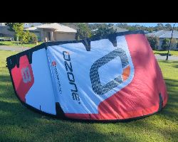 Ozone Enduro V5 Red 8 metre kiteboarding kite