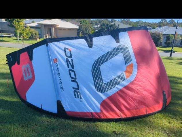 2025 Ozone Enduro V5 Red - 8 metre