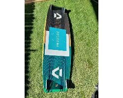 Duotone Select Sls 141 cm kitesurfing twintip