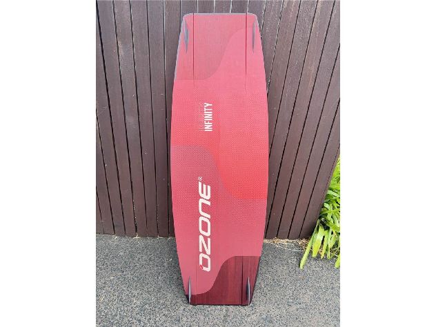2024 Ozone Infinity V3 - 148 cm