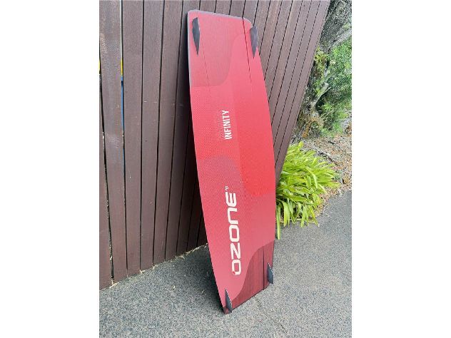 2024 Ozone Infinity V3 - 148 cm