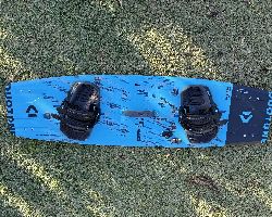 Duotone Team Series Big Air 133 cm kitesurfing twintip