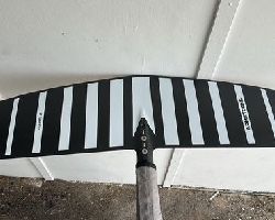 Armstrong S1 1550 + 300 Rear Wing foiling all foiling
