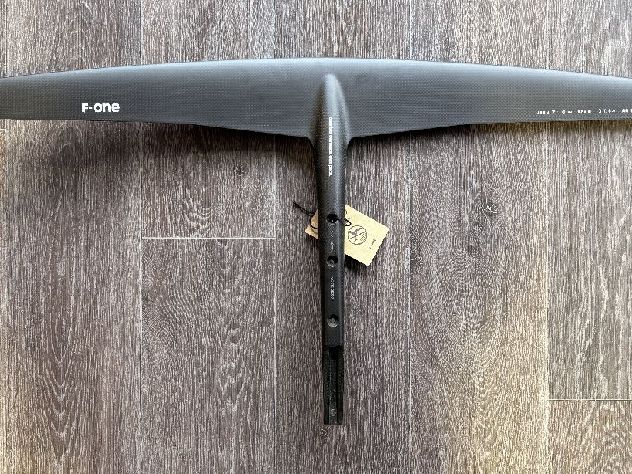 2025 F-One Momentum - 716 cm