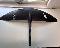 F-One Phantom 1080 foiling all foiling