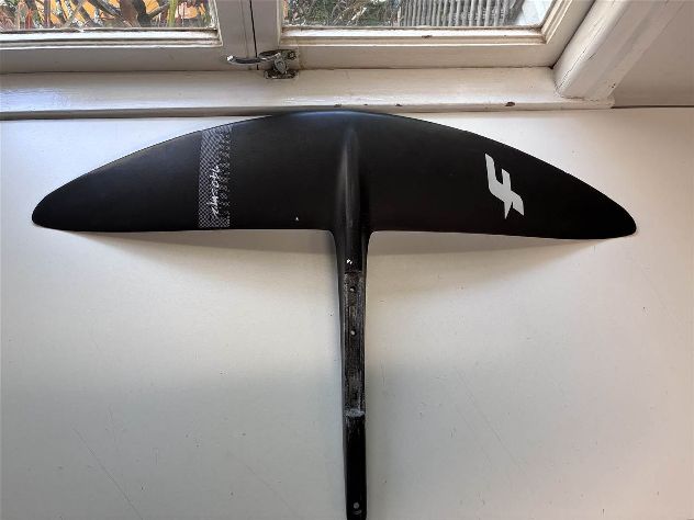 2022 F-One Phantom 940