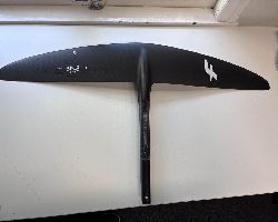 F-One Sk8 850 foiling all foiling