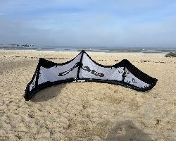 Core Pace 9 metre kitesurfing kite