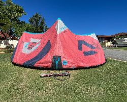  Sls Evo 8 metre kitesurfing kite