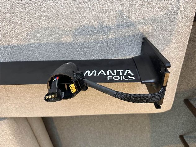 2026 Mantafoils Takeoff Integrated Assist Mast - 83 cm
