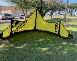 Ozone Catalyst V2 9.5 metre kiteboarding kite