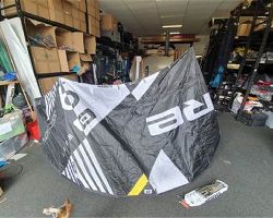 Core Section 3 9 metre kiteboarding kite