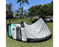Naish Psycho Nvision (Aluula Gold) 10 metre kiteboarding kite