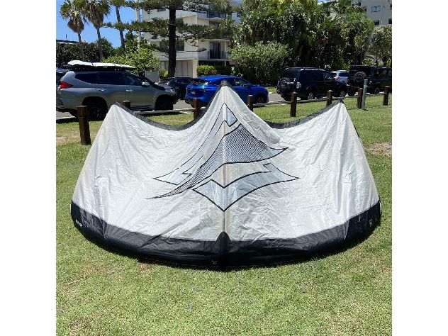 2024 Naish Psycho Nvision (Aluula Gold) - 10 metre