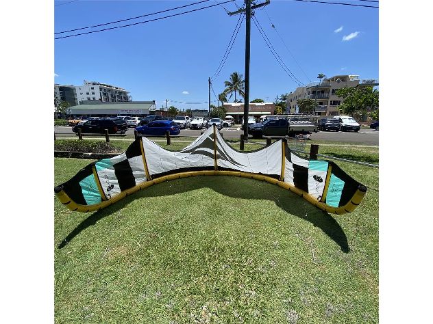 2024 Naish Psycho Nvision (Aluula Gold) - 10 metre