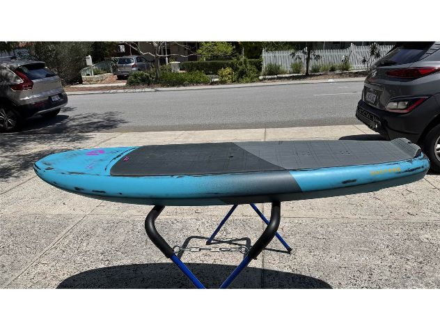 2025 Duotone Skybrid - 5' 8", 85 Litres