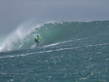 How are you hitting the waves? - Kitesurfing News