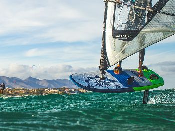 They don't know SHOT! Slingshot 2018 Teaser - Kitesurfing News