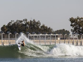 Wave Pool Foiling - How Kelly Slater's wave pool works. - Stand Up Paddle News