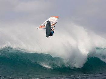 Browsing Brawzinho - Keep up to date with Marcilio Browne via his new website - Windsurfing News
