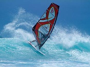 MauiSails Spot Guide - Windsurfing News