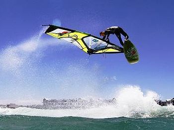 Hittin' UP F2 - Denmark?s Kenneth Danielsen joins the lineup at F2 - Windsurfing News