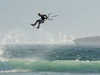 Hadlows back in the kiteboarding game - The 900 Series - Kitesurfing News