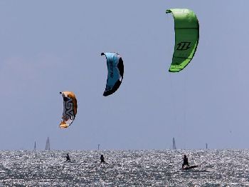 Magnetic Island Race Week: Kiteboarders to provide backdrop - Kitesurfing News