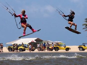 Freestyle Kiteboarding Like a Girl: Like Two Drops of water - Kitesurfing News